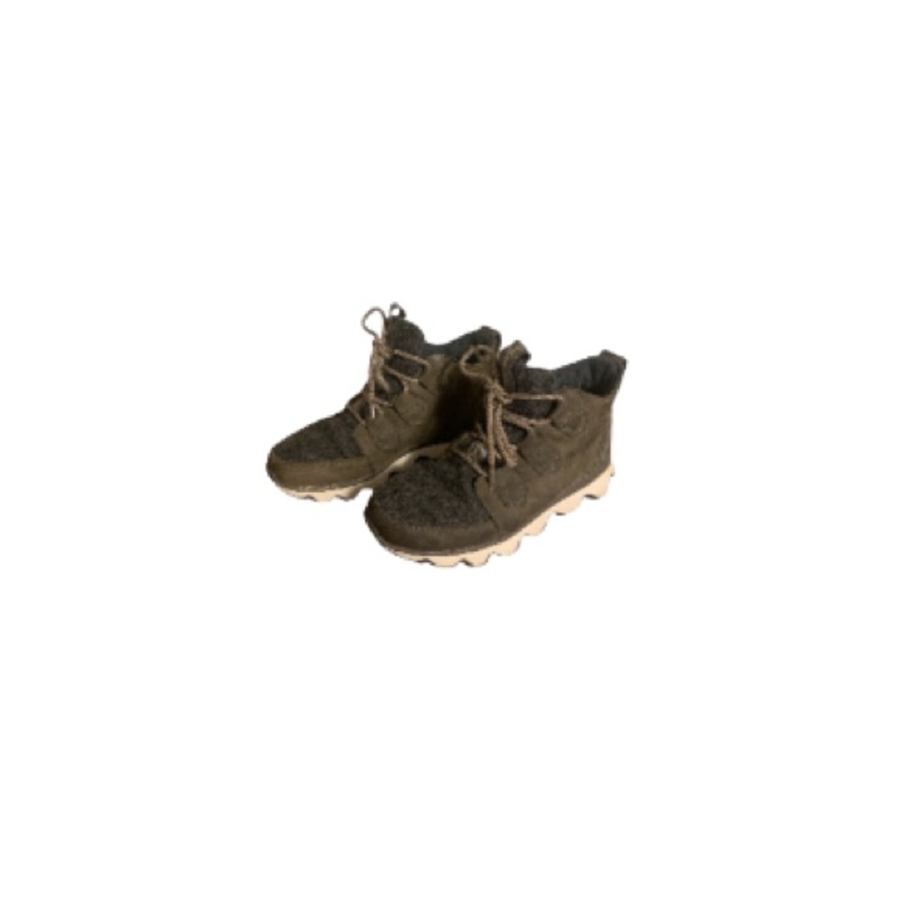 Sorel “Kinetic Conquest” Grey Leather Hiking Boots - Women’s Size 6